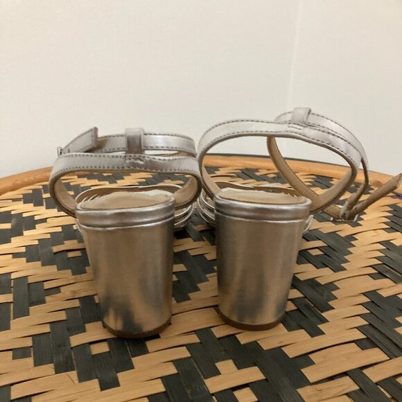 New Talbots Women Size 8 1/2" Silver Kitten Heel Pump Strappy Sandel Ankle Strap - Picture 10 of 11